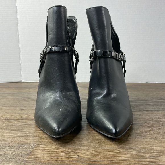 BCBGeneration Women’s Timoh Studded Pointed Toe Black Heeled Booties, size 7.5 - Picture 4 of 13